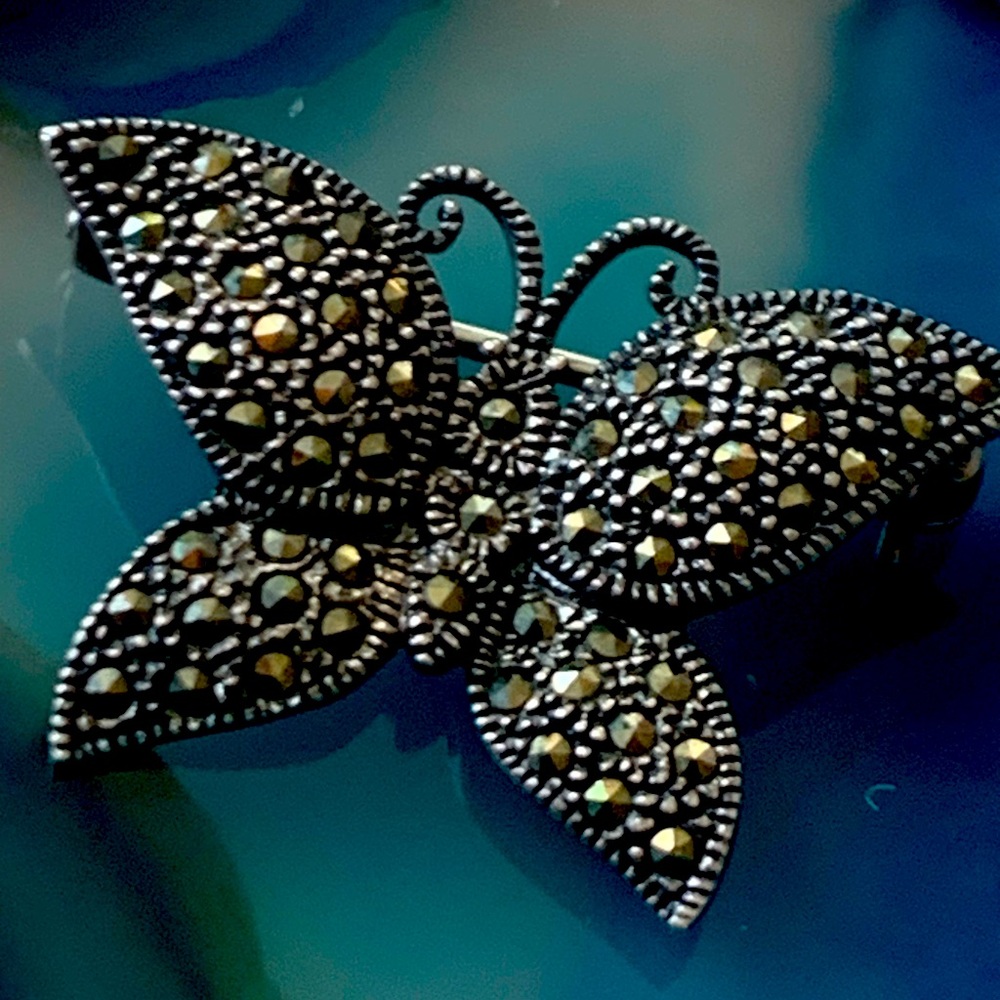 Vintage marcasite butterflyy pin sterling in’s silver signed